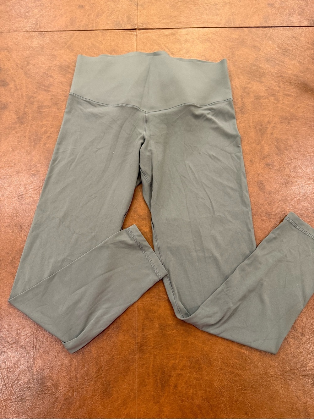 Aerie Offline Real Me Xtra High-Rise Leggings in Dark Olive Large
